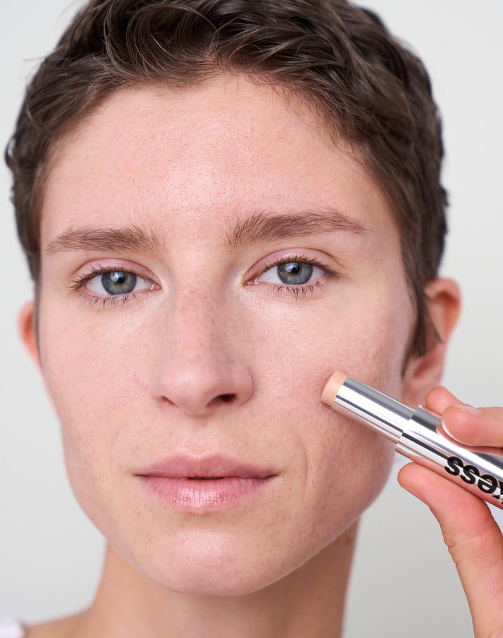 concealer-stick-spf-20; light-2: Eliza wears the Concealer in Light 2