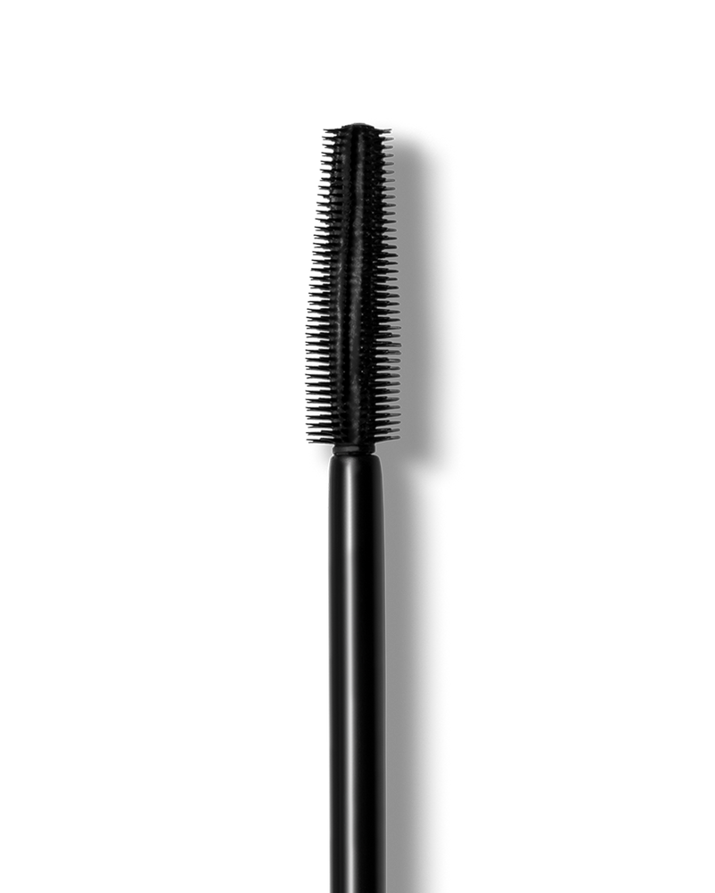 Black; Short bristles for long & defined lashes 