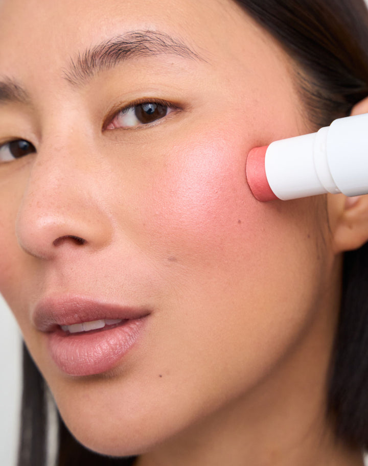 blush-glow-refill; rosy glow blush: Ahn wears Glowy Blush in Rosy Glow