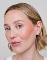 mono-stick; toasted-blush: Jennifer wears the Mono Stick in Toasted