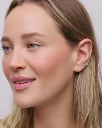 Load video: blush-glow-refill; coral-blush: Coral is a fresh, natural coral shade with warm undertones