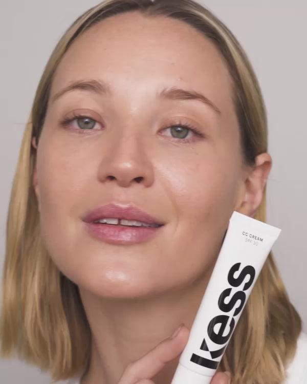 Load video: cc-cream-spf-30; light: Jennifer wears the CC Cream in Light