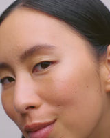 highlighter; Champagne-Glow is een universele, natuurlijke tint met fijne pareltjes