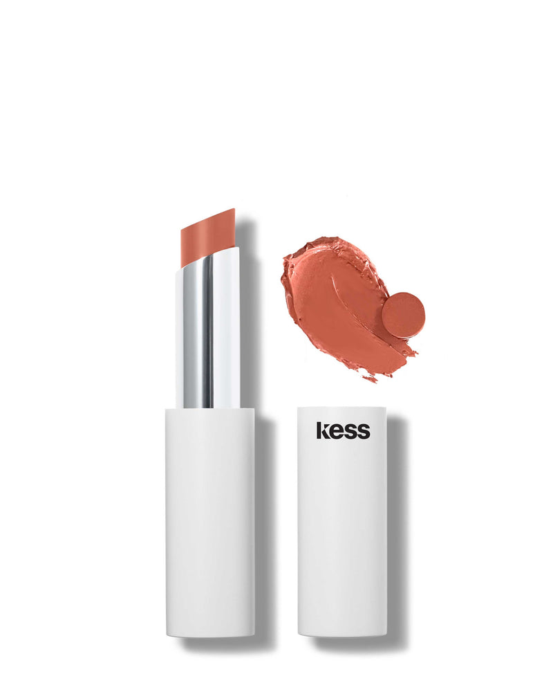 Peachy-nude; Lipstick Peachy Nude